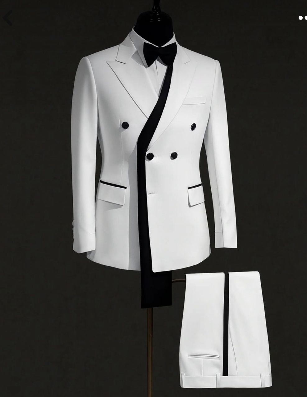 Double-breasted suit. - Image 2